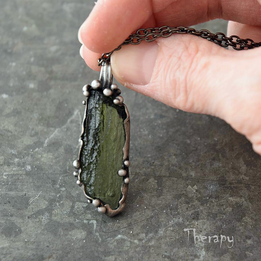 V bublinkách oděný