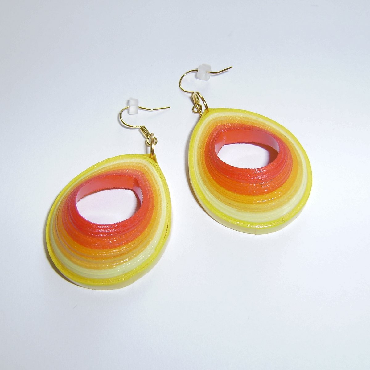 Žluté vyboulenky - kapky