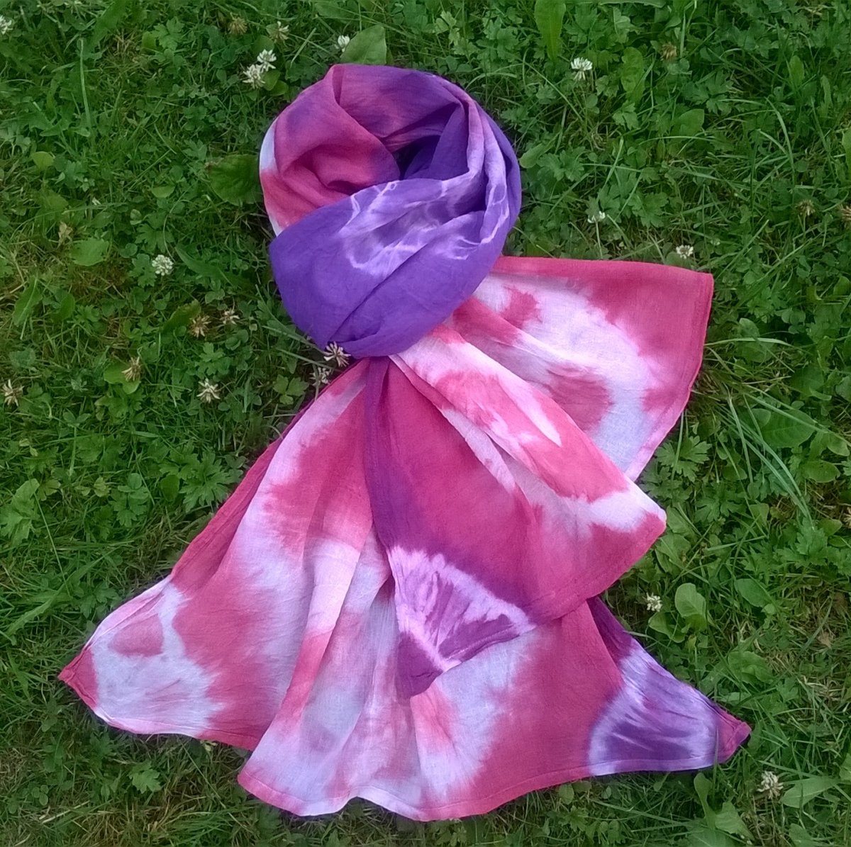 Šátek - Borůvkový