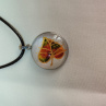 Ručně malovaný skleněný náhrdelník –Amulet lesního klidu