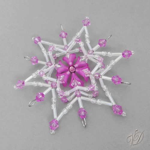 Vánoční hvězda z korálků KO238 - 3D (PEVNÁ A NEREZ)