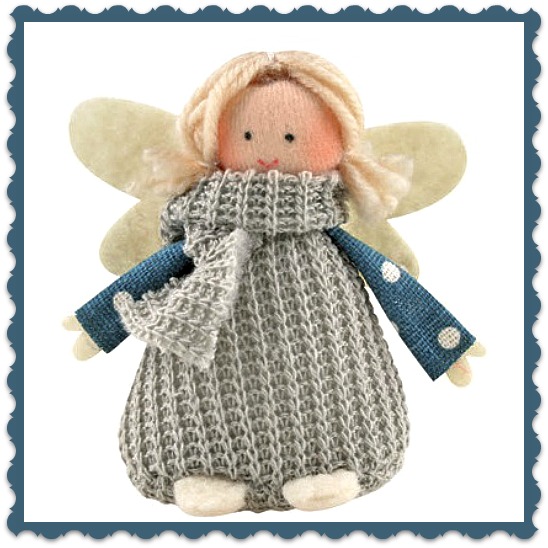 andělíček  - látka, filc, pletený kabátek a šálka