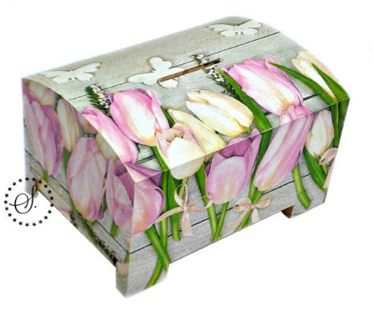 dřevěná pokladnička tulipány