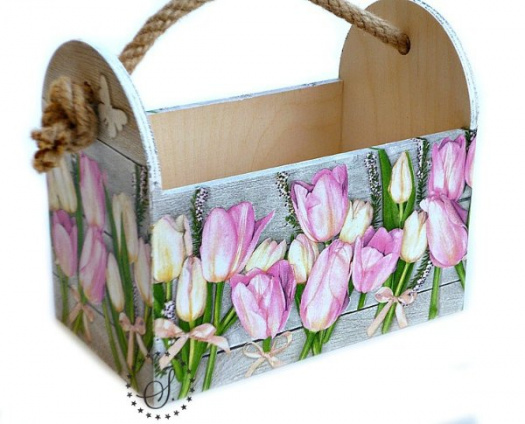 přenoska box přepravka tulipány