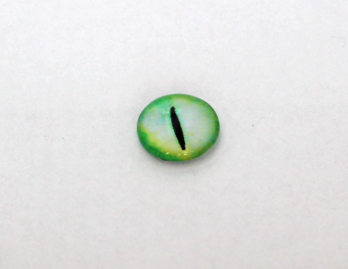 Skleněný kabošon dračí oko 14 mm  