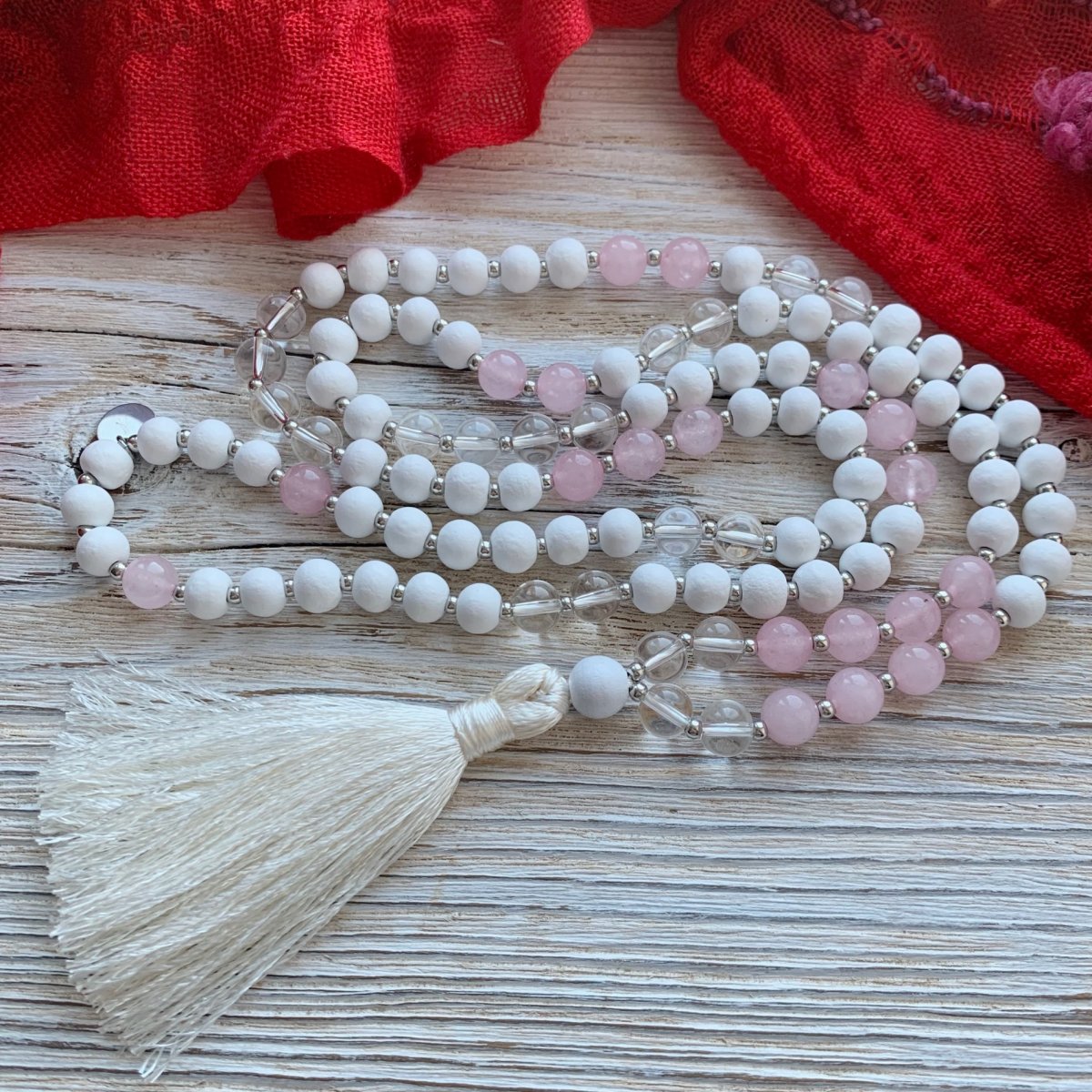 Japa mála - růženín a křišťál