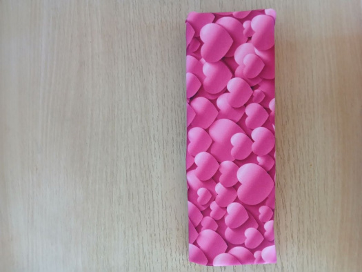 Šitá čelenka -3D srdíčka