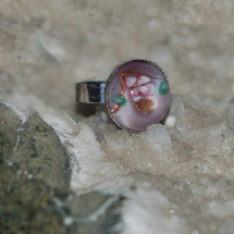 Prsten fialový s kytičkou