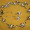 Náhrdelník - květy - chirurgická ocel - perleť