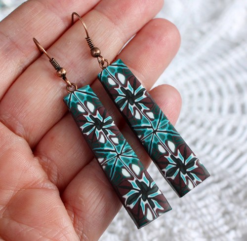 vzorované náušnice