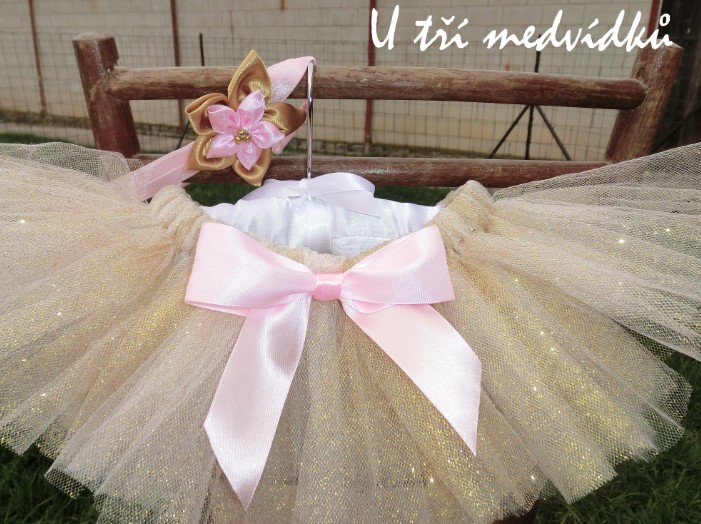 Tylová TUTU sukýnka dvouvrstvá (1 - 2 roky)