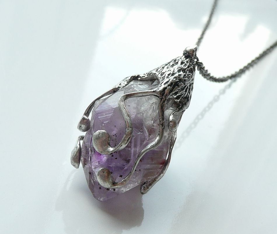 V objetí chotbotnice.. (ametyst)