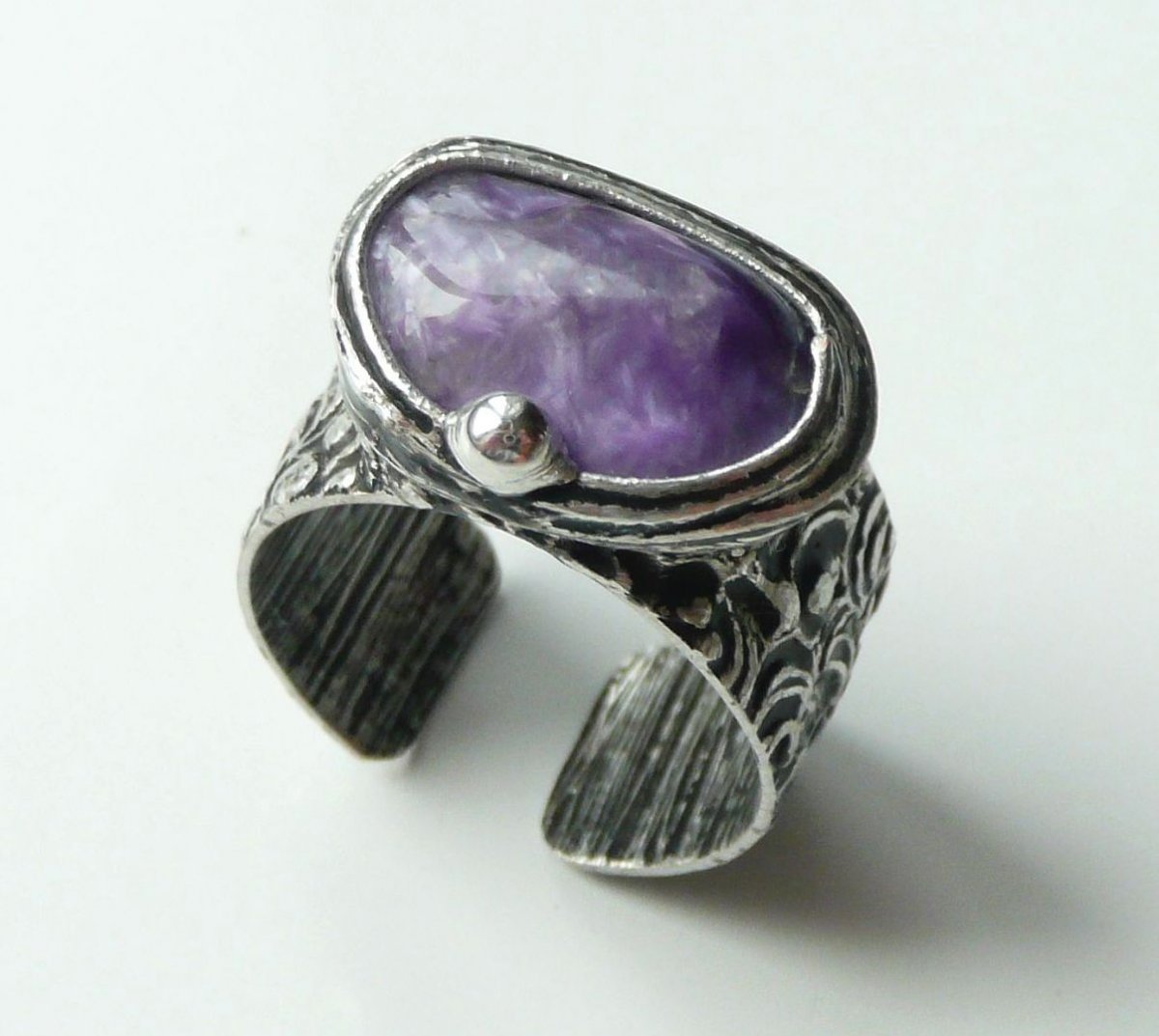 Borůvkový .. ( čaroit )