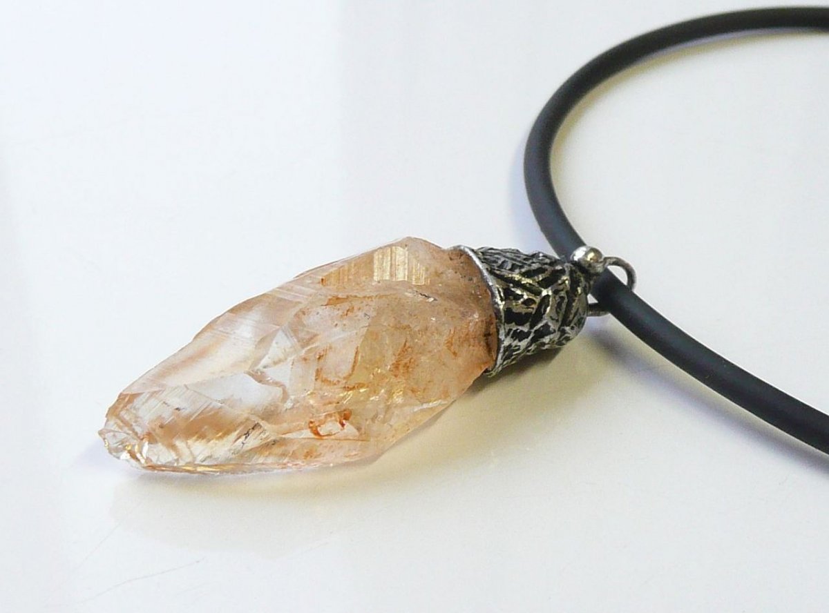 Hélios .. ( citrín )