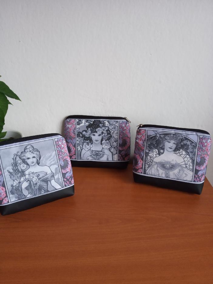  Kosmetická taštička