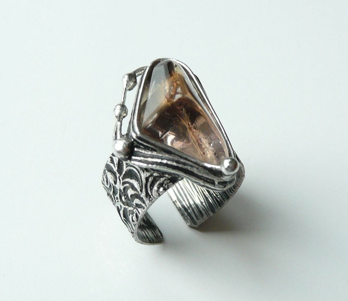 Victoria .. ( záhněda)