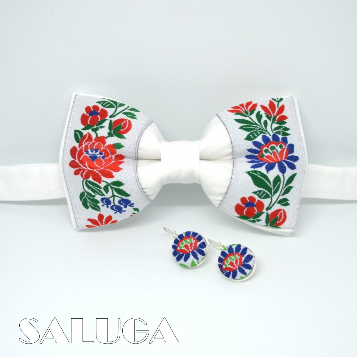 Folklórny motýlek a náušnice