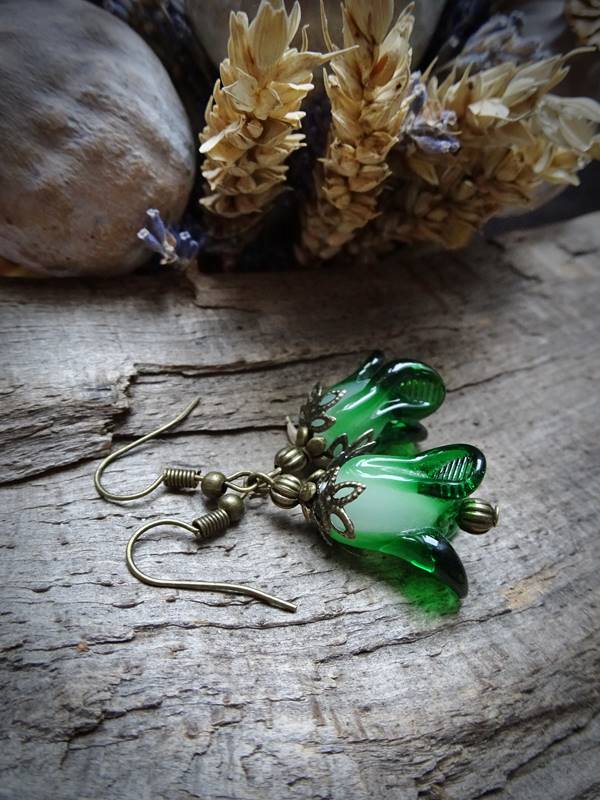 V poupatech II .  (978)