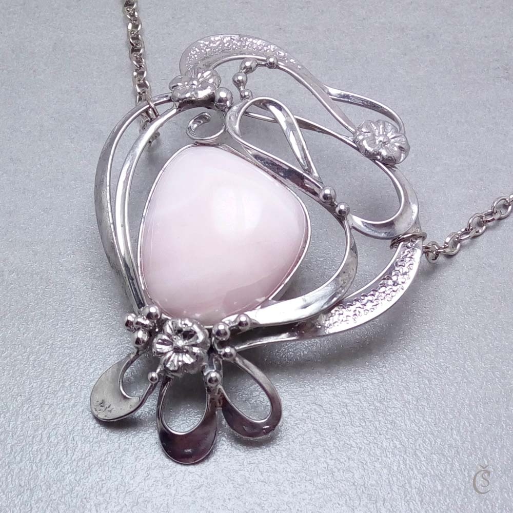 Náhrdelník - Manganokalcit