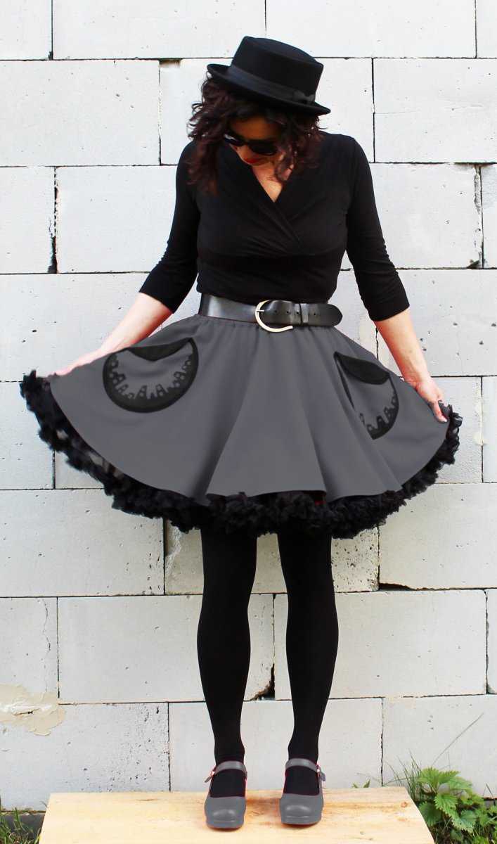 FuFu sukně šedá s kapsami a s černou spodničkou