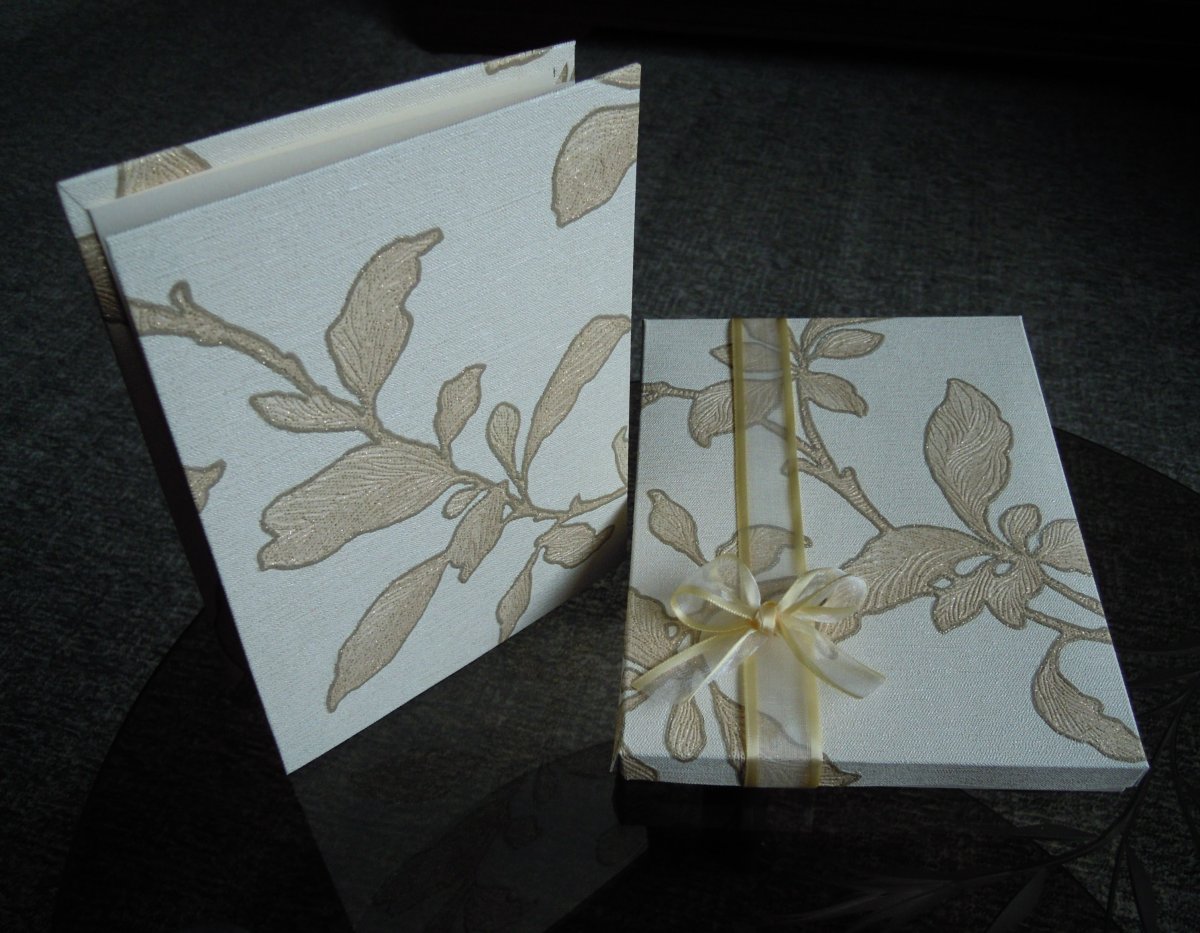 Minialbum skládací - zlatý květ - pro foto 13x18 cm