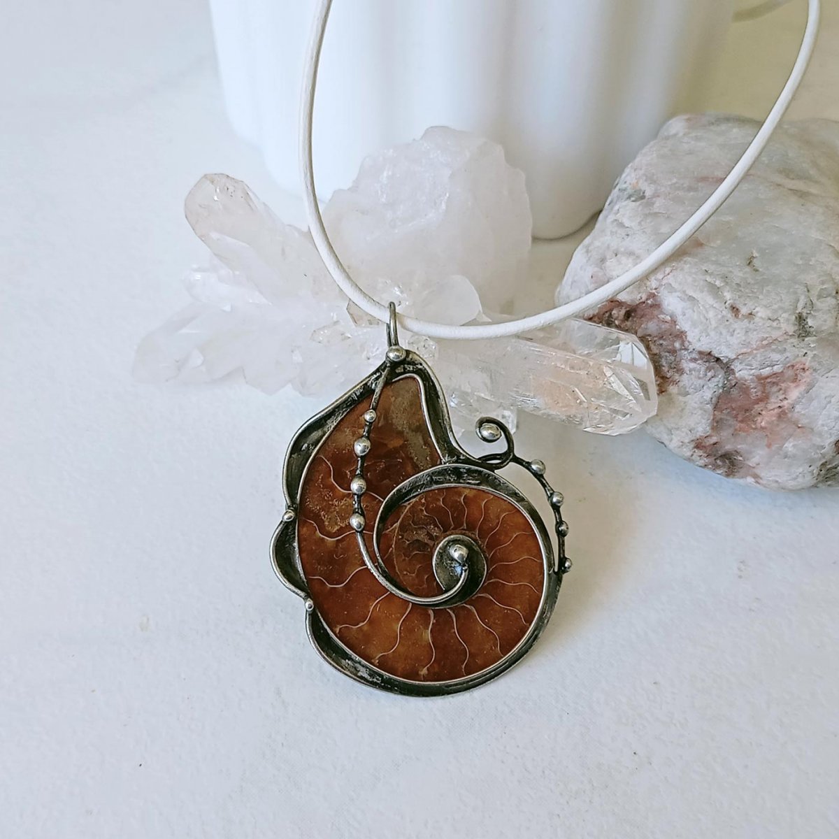 Amonitový přívěsek