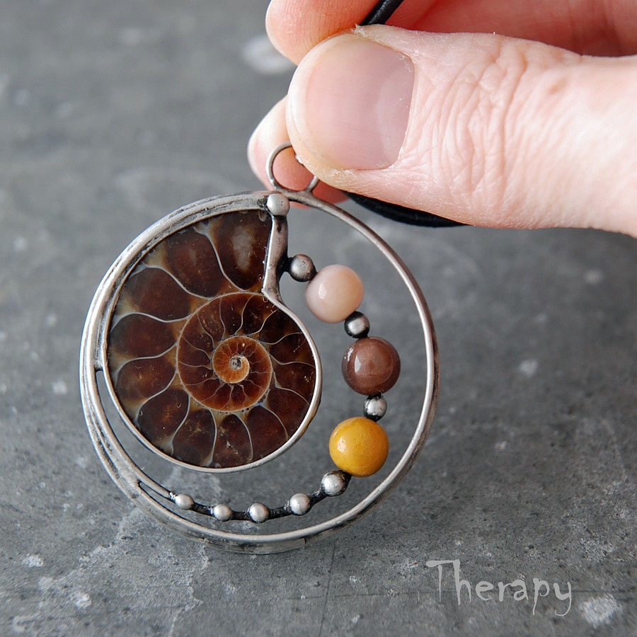 Zkamenělá spirála II.