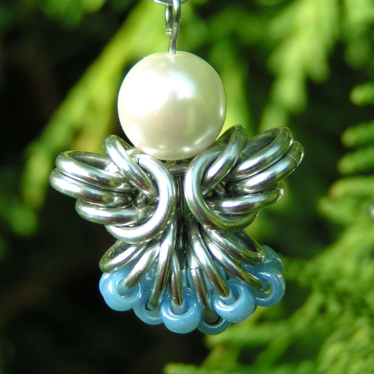 Kroužkovaný anděl světle modrý