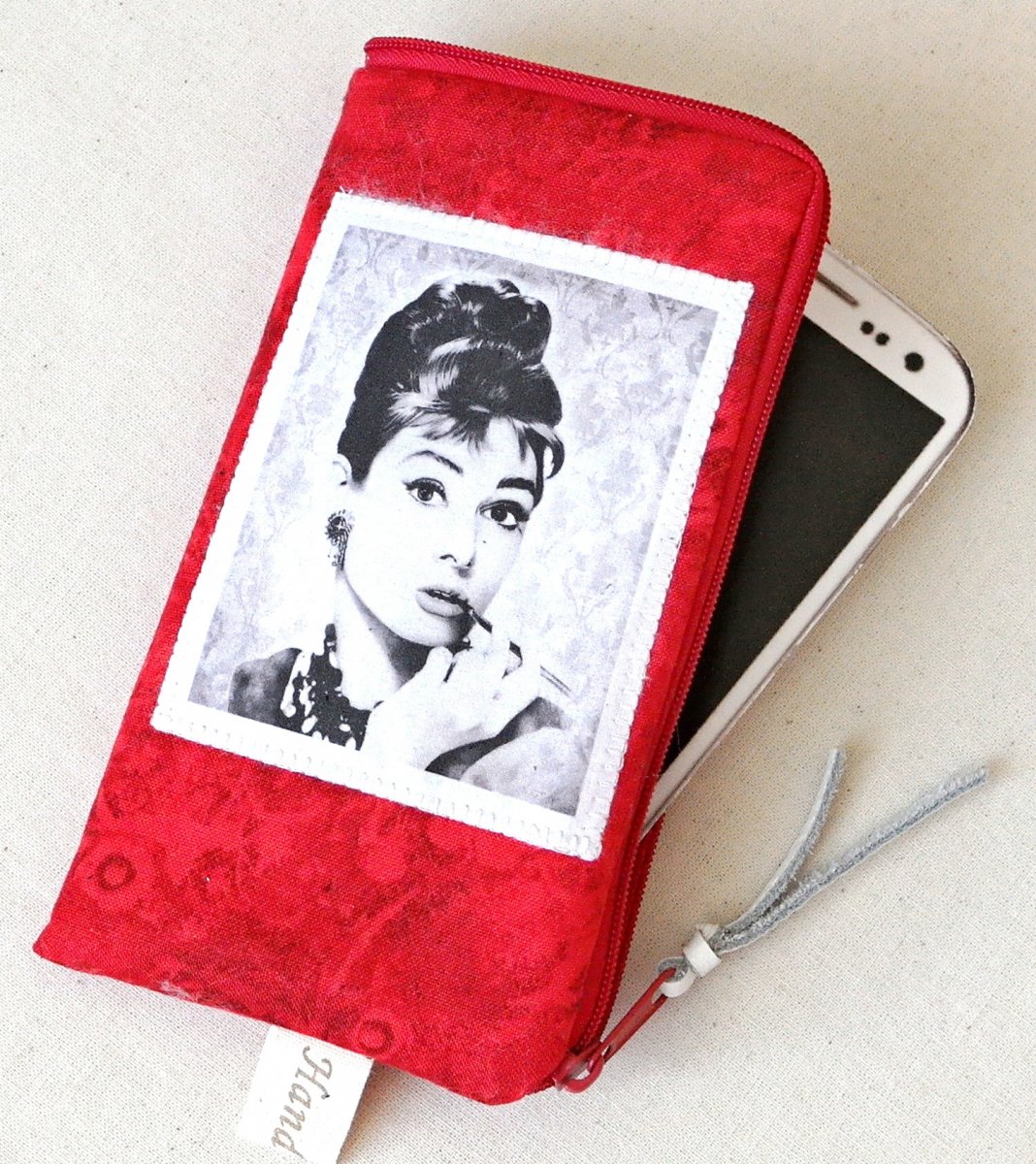 AUDREY - obal na mobil