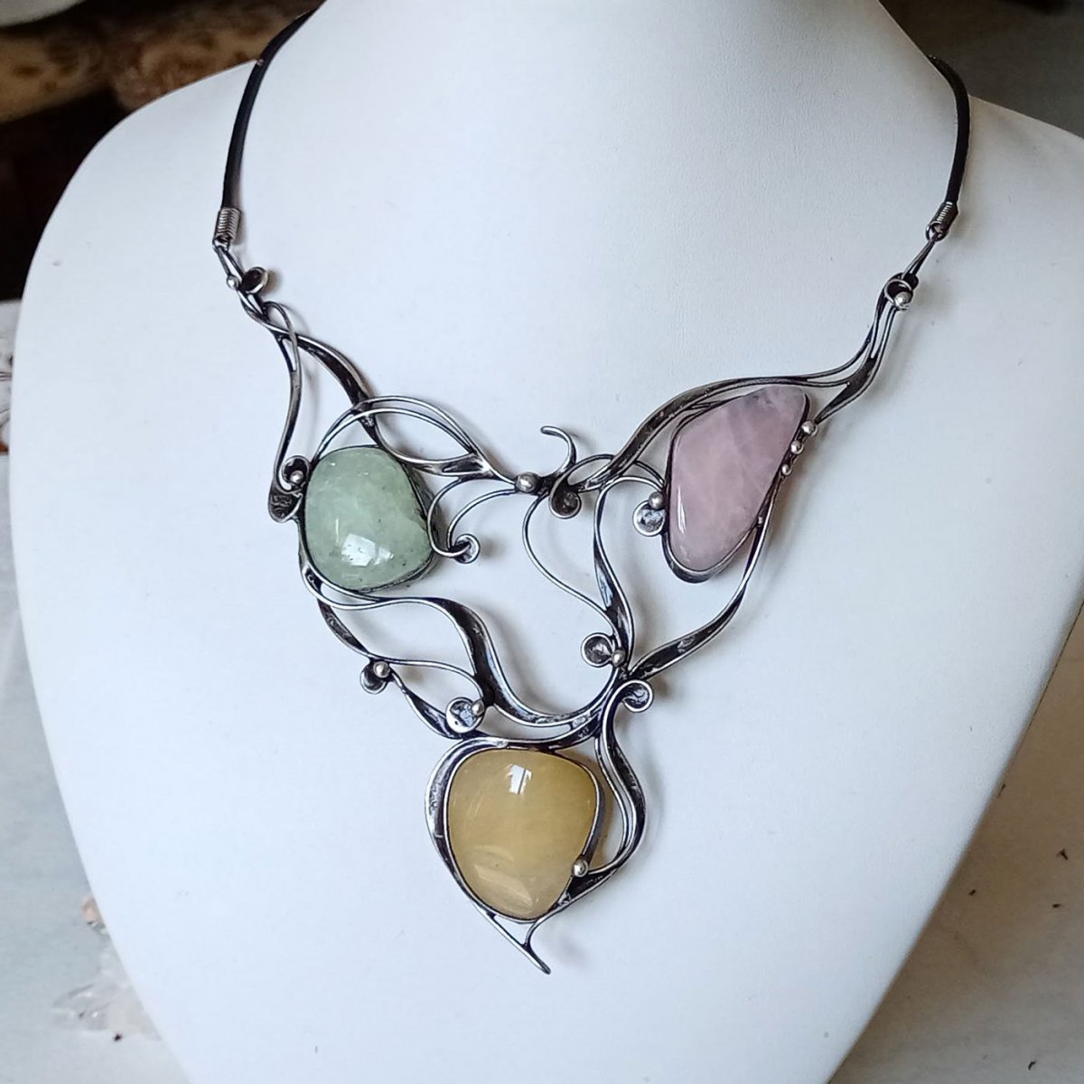 Avanturín, prehnit, růženín - náhrdelník