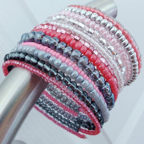 Třpytivá růžová