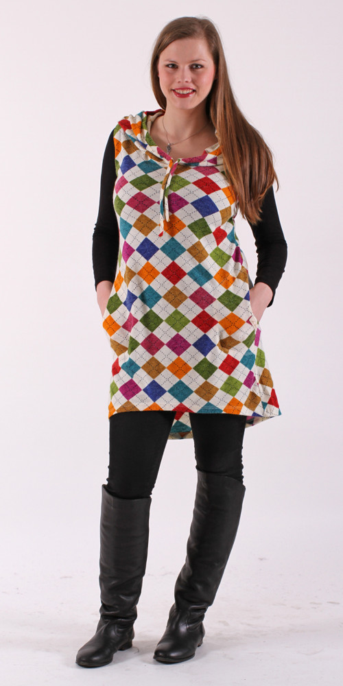 Kostkovaná šatovka s kapucí vel. L