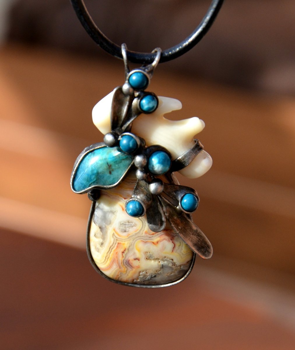 V moři - achát, korál, chrysokol