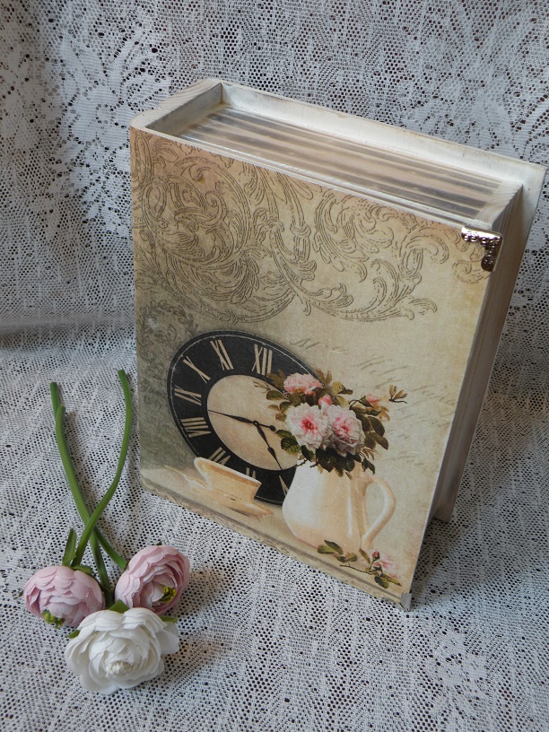 Originální krabička kniha vintage Čaj o páté