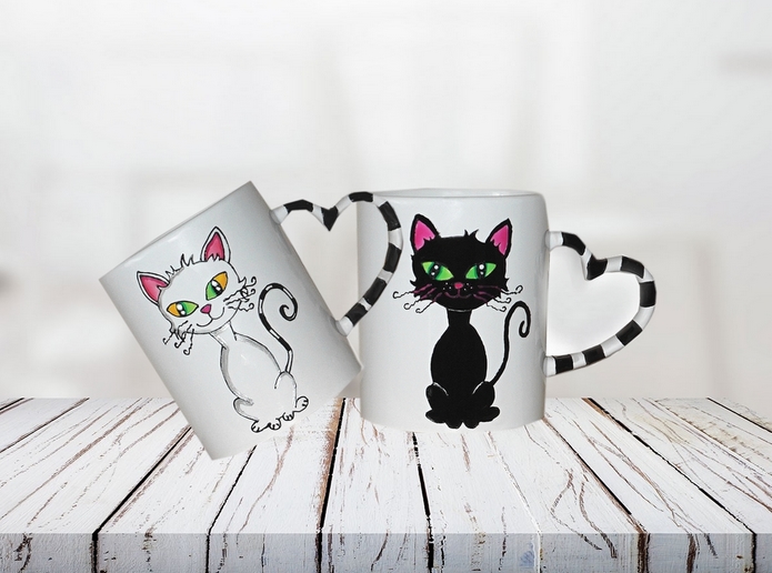 Hrnek rukojeť srdce - koťata