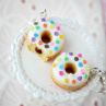 Barevné fimo donuty, náušnice, jeden nakousnutý