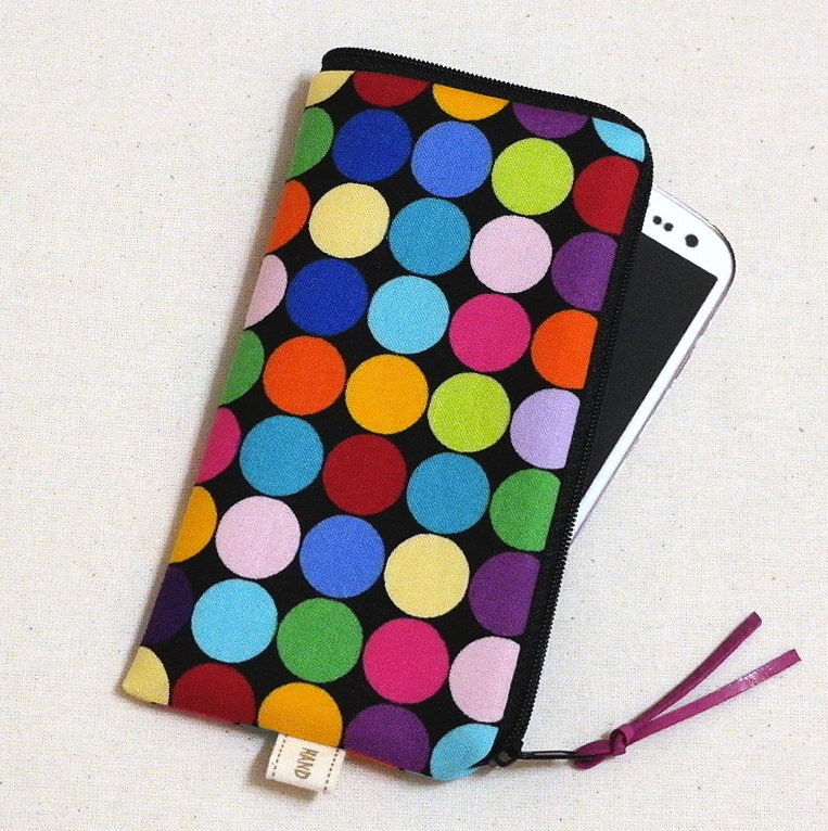 BAREVNÁ KOLEČKA  - obal na mobil