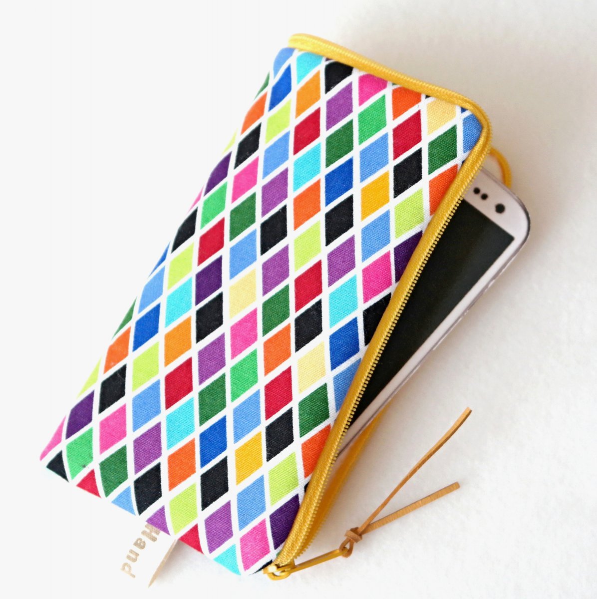 BAREVNÉ KOSOČTVERCE NA BÍLÉ  - obal na mobil