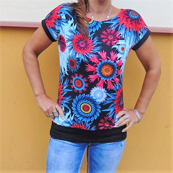 TRIČKO VELKÉ KVĚTY (XS/S/M/L/XL)