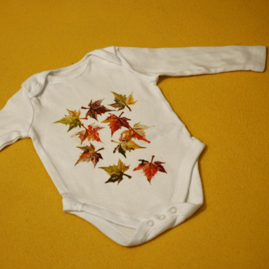Dětské body s listy dlouhý rukáv, 6-9 měs.
