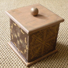 Krabička s poklopem -hnědý vzor