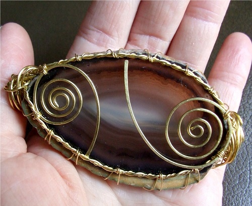 Sponka do vlasů z Achátu v mosazi.