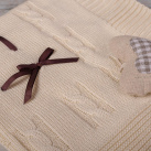 Ozdobná béžová deka pro miminko s mašlí - 80x80 cm
