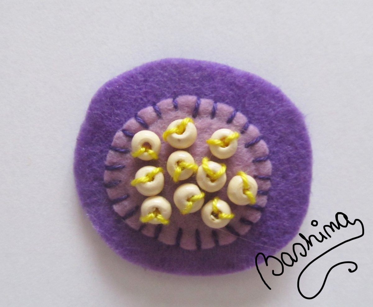 béžová na fialové :)