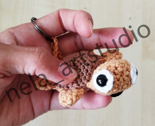 Háčkovaná želvička béžovo-hnědá