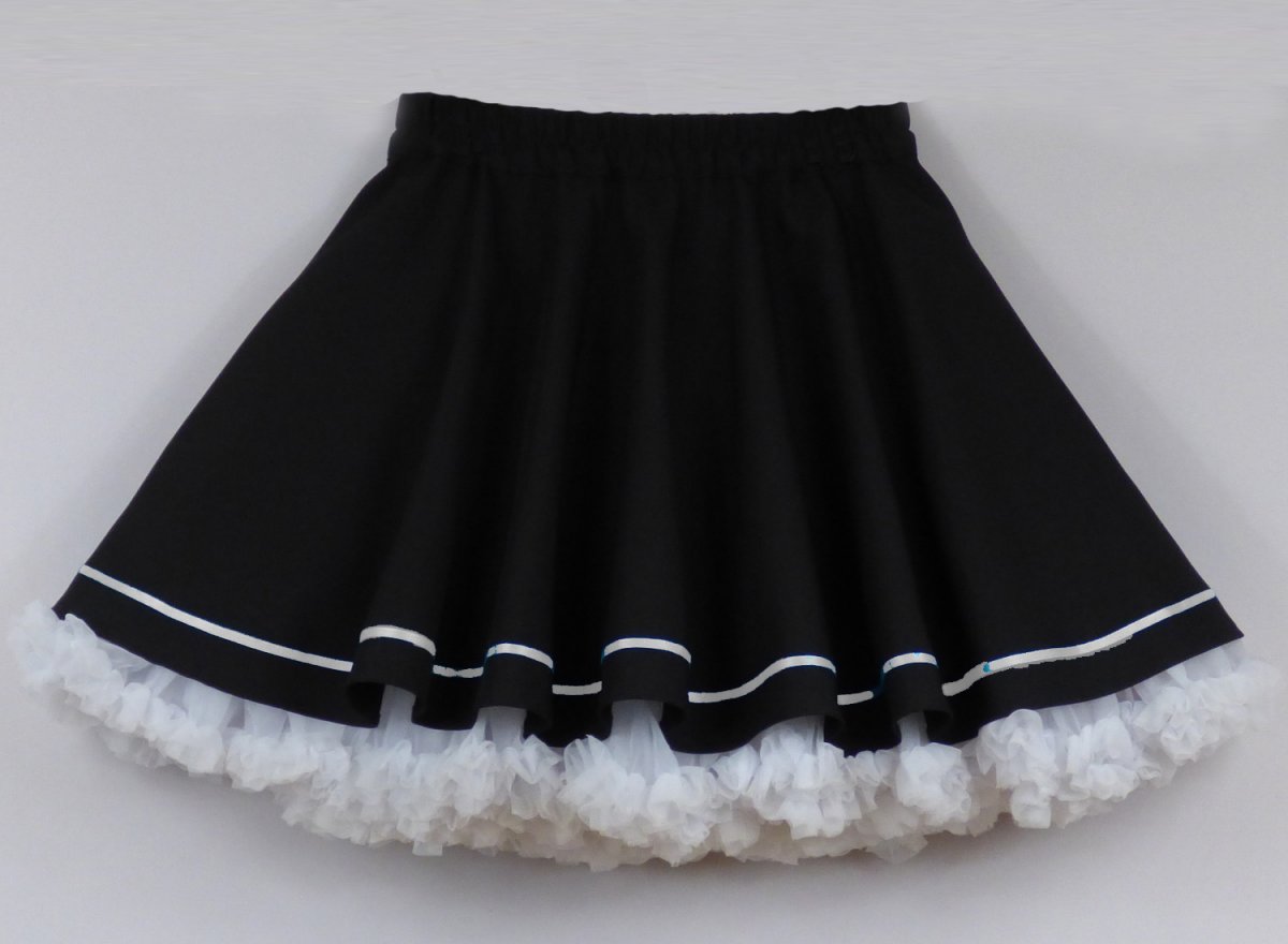 FuFu sukně černá s bílou spodničkou