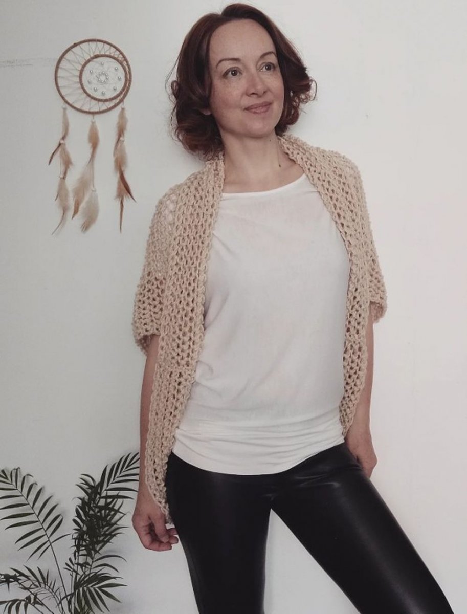 vesta bílá káva L - XL