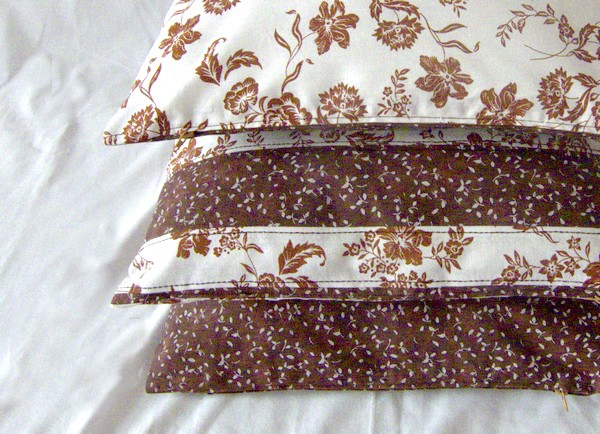  SADA - TŘI POLŠTÁŘKY V HNĚDÝCH TÓNECH