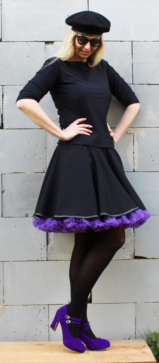 FuFu sukně černá s lemem a s fialovou spodničkou