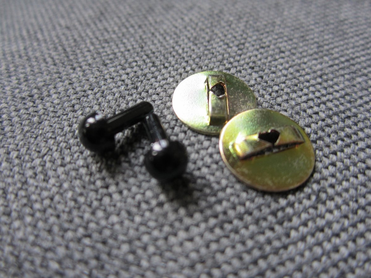 Bezpečnostní oči, černá barva, 4,5mm